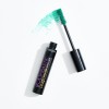 GOSH BOOMBASTIC CRAZY VOLUMЕ MASCARA Crazy Green, спирала за обем и дължина с прецизна четка зелен цвят